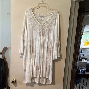 Johnny Was Cream and Tan Textured Fabric